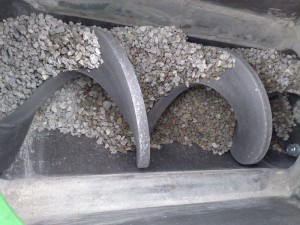 Basalt gutter in worm conveyor